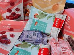 -良品铺子(白云新世界店)