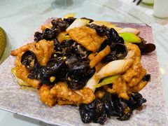 -凯盛食府(右玉小吃街店)