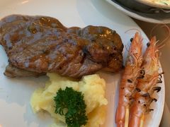 -彩虹云霄拜约克摩天塔