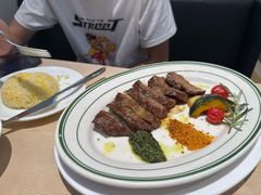 炙烧香草牛油厚切安格斯牛肩扒-卡朋西餐(东方广场店)