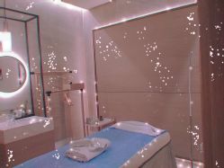 -苑苑vbeauty科技美容SPA