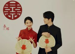 -拾年·定制婚纱摄影