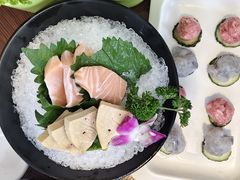 -东海怡品海鲜豆捞(舟宿夜江店)