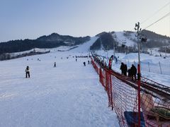 -辽阳弓长岭温泉滑雪场