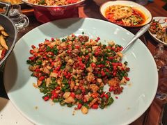 -川流不息·地道川菜·小龙虾(松东路店)