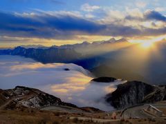 -牛背山