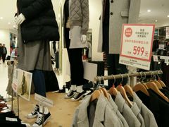 -优衣库(红谷滩万达店)