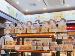 面包甜点陈列柜-红宝石·鲜奶小方(万航店)