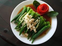 -爱的果实月嫂育婴师(世纪东方店)
