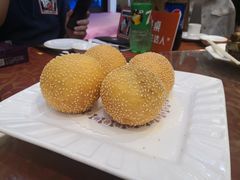 红豆煎堆仔-新兴家喻酒家·羊城名宴(昌岗店)