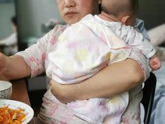-爱的果实月嫂育婴师(世纪东方店)