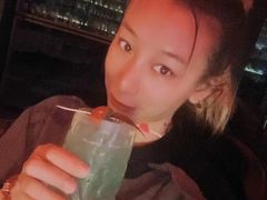 -饮湖威士忌鸡尾酒吧