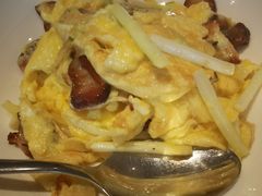 韭黄腊肉炒蛋-上海宝华喜来登酒店·采悦轩中餐厅