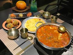 辛牛骨火锅-KCOOKING概念韩餐(世茂52+店)
