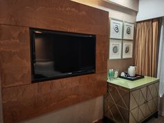-珠海拱北口岸希尔顿欢朋酒店