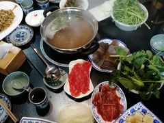 -川乐小镇·炭火蛙锅肥肠鸡(苏州中心店)