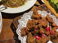 老青岛炸肉-前海沿·青岛菜(大拇指广场石老人店)