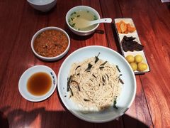 -裕兴记•蟹黄面馆(人民广场店)