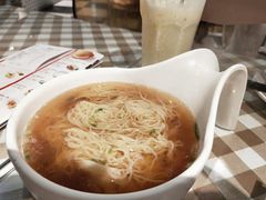 -新大咀港式茶餐厅(宝山万达店)