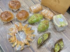 -沁屋面包店(人民东路店)