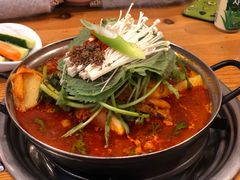 -喇喇排骨火锅·传统韩式脊骨汤(望京西园总店)