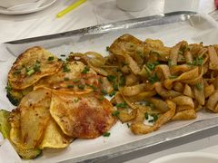 -江城燕子大排档(江汉路步行街店)