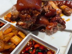 -老周家酱卤猪蹄私房菜(克拉玛依西街店)