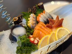 -鼎泰亨·海鲜牛肉餐厅(滨江店)