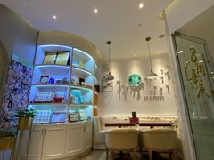 -燕庭·纯燕窝·甜品下午茶(南京西路店)