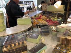 -ladurée(戴高乐机场T 2F店)