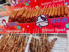 -席娜卡琳火车铁道夜市