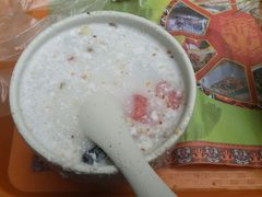 -海口骑楼小吃街