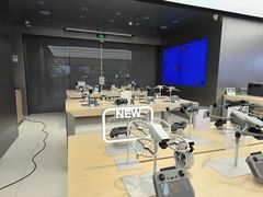 -DJI大疆(深圳华强北曼哈授权体验店)