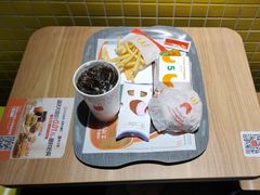 -麦当劳(顾村公园店)