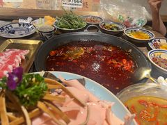 -旧街市鲜货老火锅(大光路店)