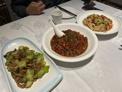 -鄱阳湖·江西小炒·瓦罐煨汤(五道口店)