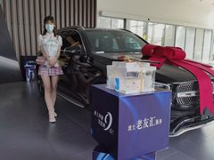 -天津波士信达奔驰4S店(卫津南路店)