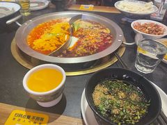 -沸炉重庆老火锅(军事博物馆店)