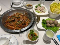 -张大师鸭爪爪特色干锅(南湖店)