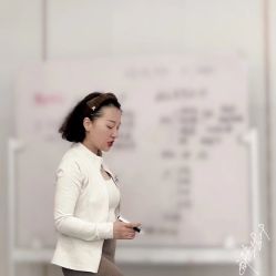 -亚太瑜伽普拉提学院