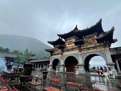 -冕宁灵山寺