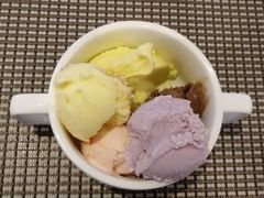 冰淇淋-重庆丽苑维景国际大酒店·海鲜自助餐厅