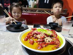 -沪小胖小龙虾(淮海中路旗舰店)