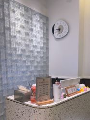 -花岐款式专研健康美甲沙龙