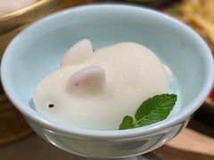兔子窝边草-局气烤鸭·北京菜(德云社店)