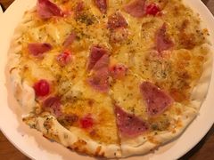 -Geneva日内瓦餐厅(西郊宝成花苑店)