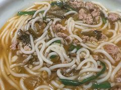 小锅米线-云之南(八里庄店)
