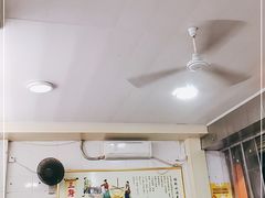 大堂-三身人金新肠粉(丹霞店)