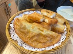 -弄堂咪道-饭香·面香·馄饨香(汇锦广场店)