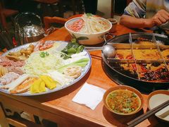 -周小明火锅(黑金冠社区店)